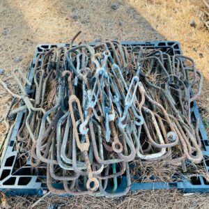 Pallets con tensores y enganches para escalerillas