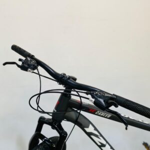 Bicicleta R26, color gris oscuro