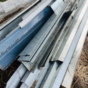 Pallet de zingueria, plegados, perfiles y otros