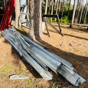 Pallet de zingueria, plegados, perfiles y otros