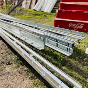 Lote x8 perfiles galvanizados 5,26x0,20x0,07 m aprox