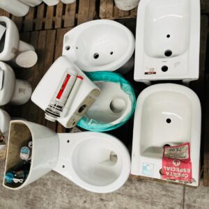 Lote x7 u: bidet, cisterna mochila y inodoro