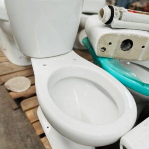 Lote x7 u: bidet, cisterna mochila y inodoro