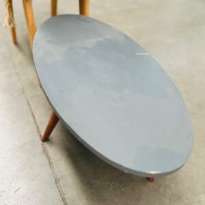 Lote x2 u: mesa ratona y botellero en madera