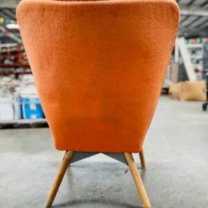 Butaca, color naranja