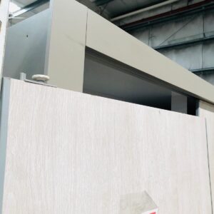 Ropero en MDF con puertas corredizas, color beige