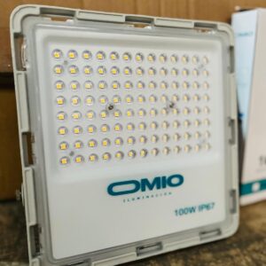 Lote x15 focos led 100W OMIO