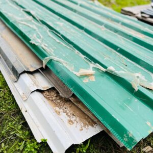 Lote x7 chapas y recortes trapecio: 7,40 x 1,0 m – 5,70 x 1,10 m