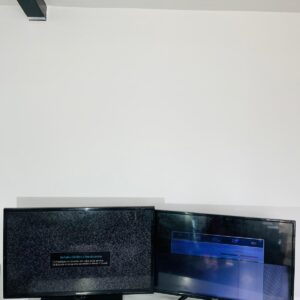 Lote x2 TV led SAMSUNG y MICROSONIC