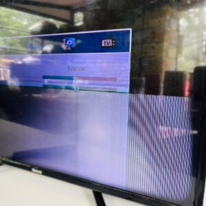 Lote x2 TV led SAMSUNG y MICROSONIC