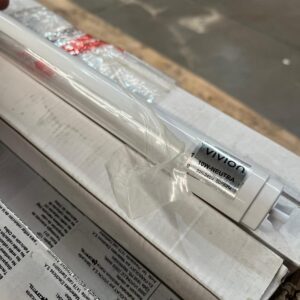 Lote x 28 tubos transparente led luz neutra 10W VIVION