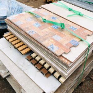 Lote x27,5 m2 de cerámicas y porcelanatos varios