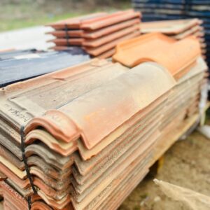 Lote x106 tejas varias 45x30 cm - 40x22 cm