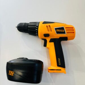 Taladro atornillador Ingco 10 mm 12v (NO TIENE CARGADOR)