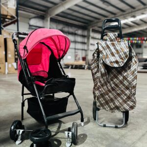 Lote x2 u: coche infantil Bebesit y carro para hacer mandados