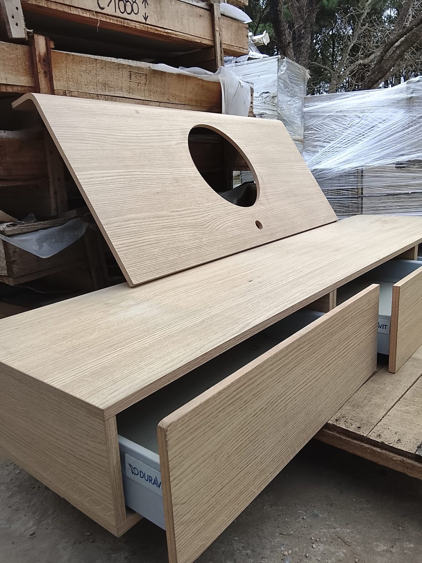 Mueble bajo mesada 3 cajones + mesada en melaminico