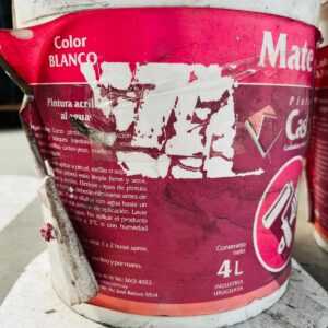Lote x2 baldes de pintura Castro 4L color blanco