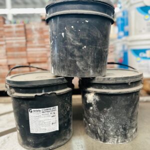 Lote x3 baldes de 15 kg de Argamasa Ümida Refractaria