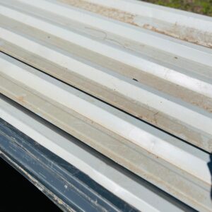 Lote x10 chapas trapecio color gris y blanco 3,95 a 6,30x1,00 m
