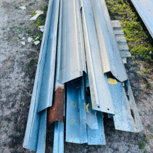 Lote x30 perfiles galvanizados y plegados de chapa: 2,00 a 3,30x0,25 m
