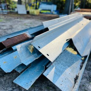 Lote x30 perfiles galvanizados y plegados de chapa: 2,00 a 3,30x0,25 m
