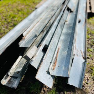 Lote x16 perfiles galvanizados 1,32x0,10 a 5,84x0,10 m