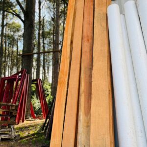 Lote x36 tablones, 3,29x0,15x0,03 m - 3,34x0,20x0,03 m