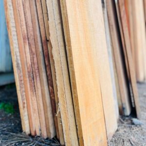 Lote x36 tablones, 3,29x0,15x0,03 m - 3,34x0,20x0,03 m