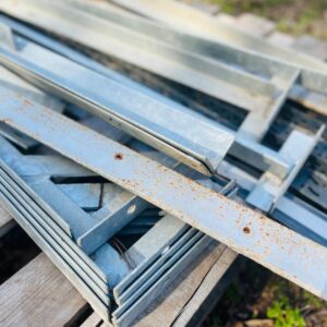 Lote x19 ángulos galvanizados 1,15 a 1,72x0,19 m