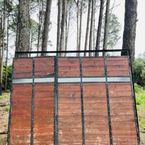 Portón en madera y hierro 2 hojas 3,24x2,66 m
