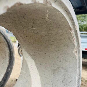 Gran aro de hormigón, con detalle D1,45 m x 1,00 m