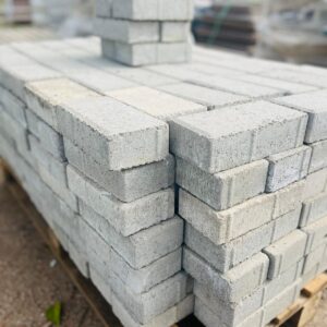 Lote x272 adoquines 22x10x0,6 cm